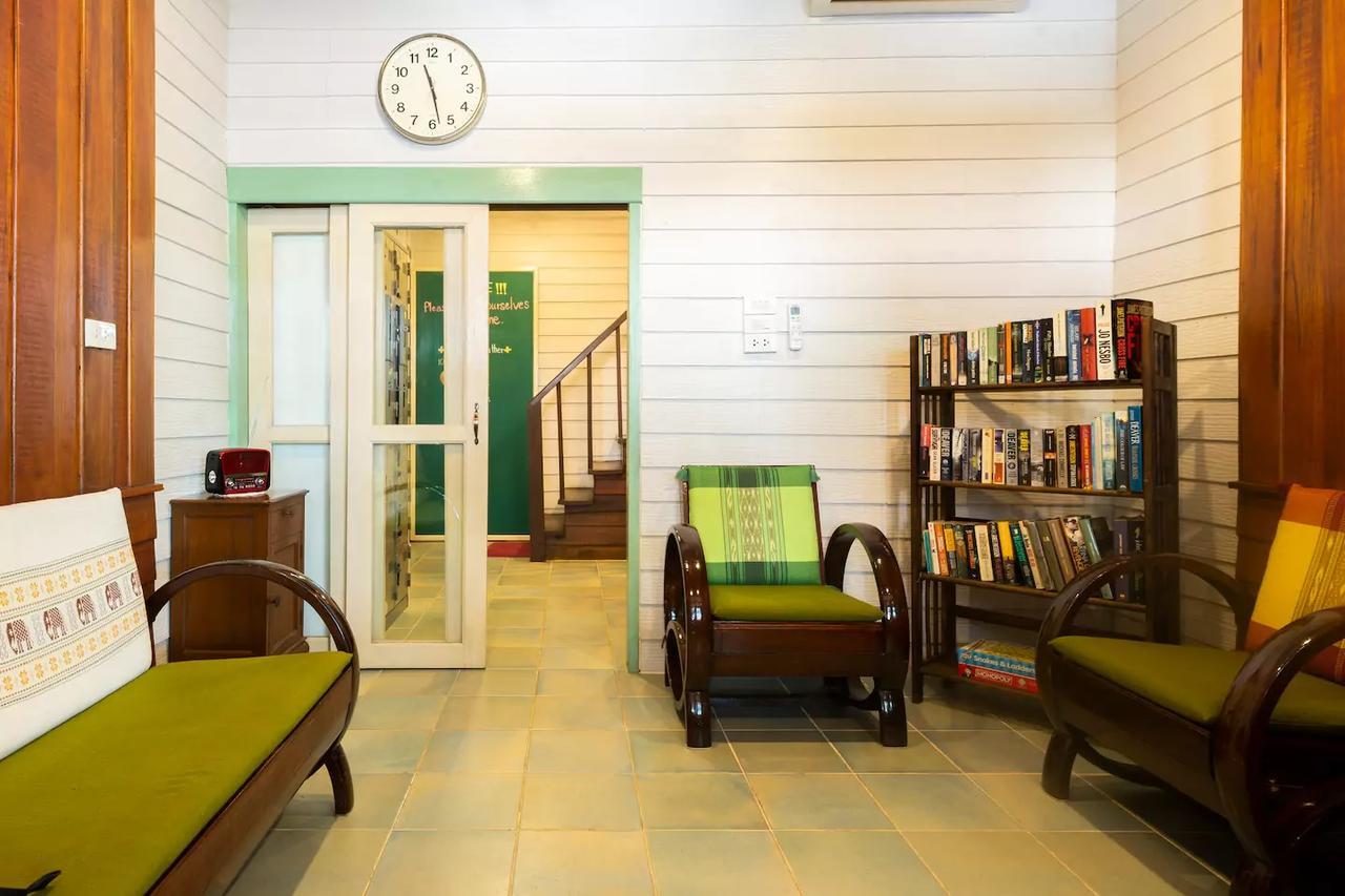 Home & Hashery Boutique House Bangkok Exterior photo